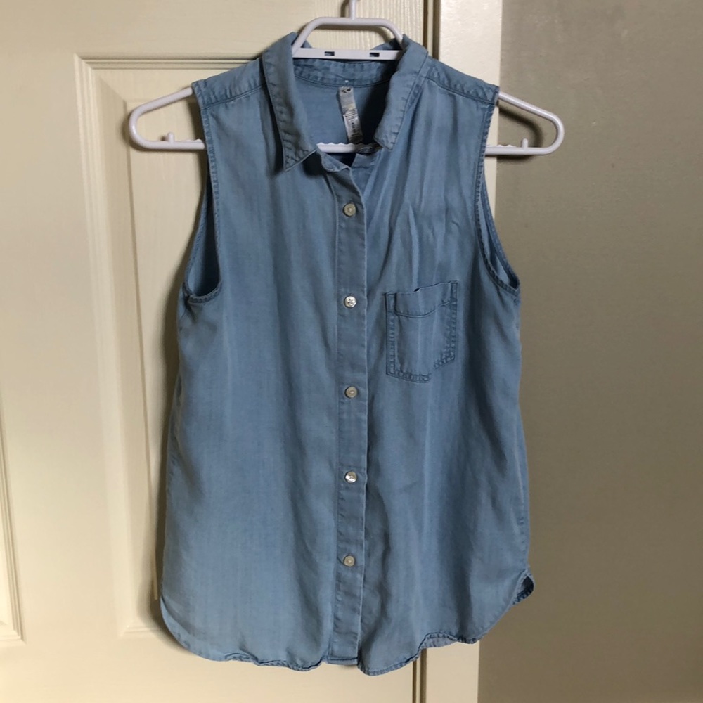 Ripzone Jean chambray button up vest, size XS